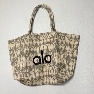 NWT Alo Yoga Grey Tie dye Tote Bag 24 X 16”